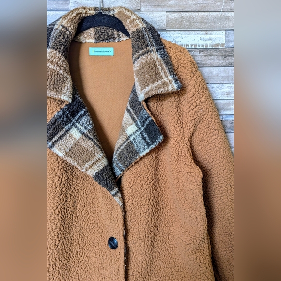 Sunshine & Rodeos Sherpa Teddy Jacket With Plaid Detailing - Picture 7 of 15